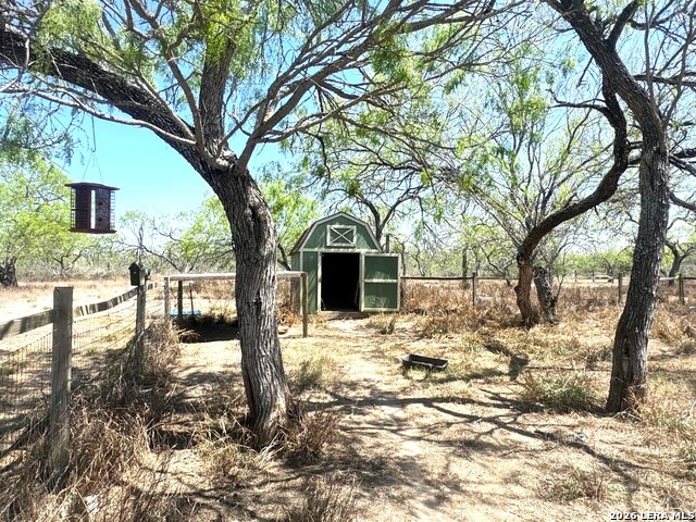 Image 3 of 19 For 435 North Trail