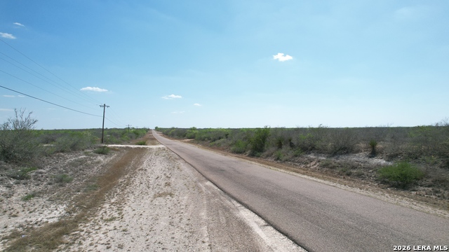 Image 16 of 23 For 00 Cr 103  