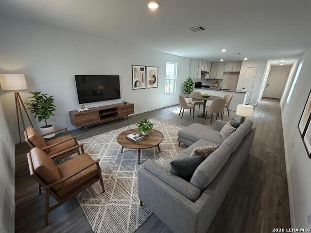 Image 11 of 31 For 11026 Tree Line