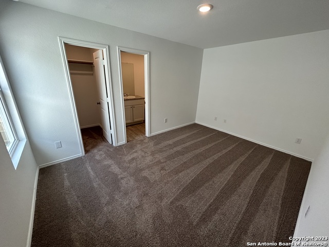 Image 23 of 31 For 11026 Tree Line