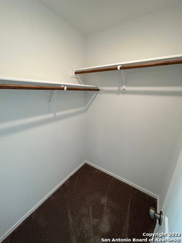 Image 25 of 31 For 11026 Tree Line