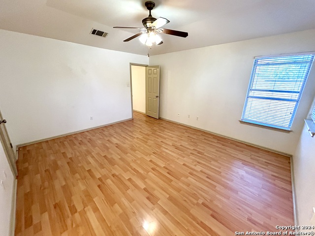 Image 16 of 27 For 4762 Aspen View