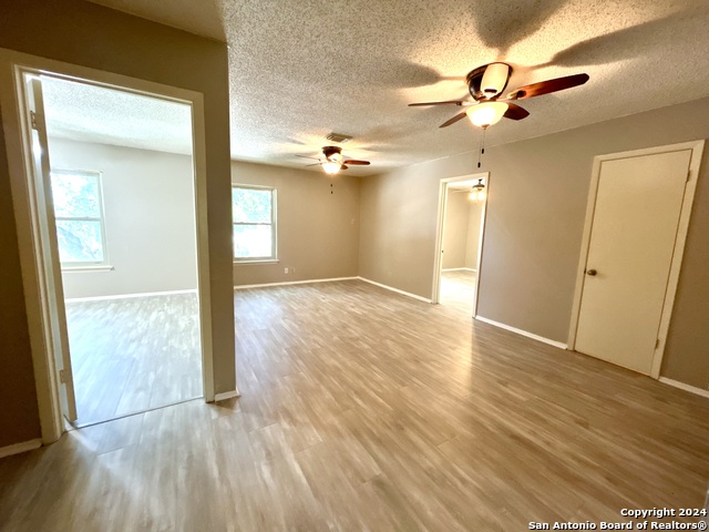 Image 14 of 34 For 8111 Mescal Trail