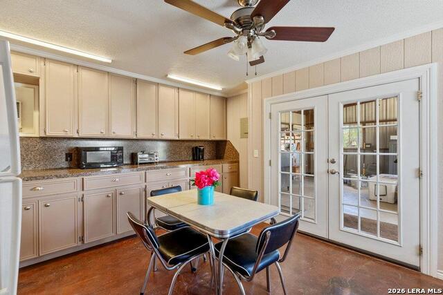 Image 22 of 40 For 434 Turner Ct W