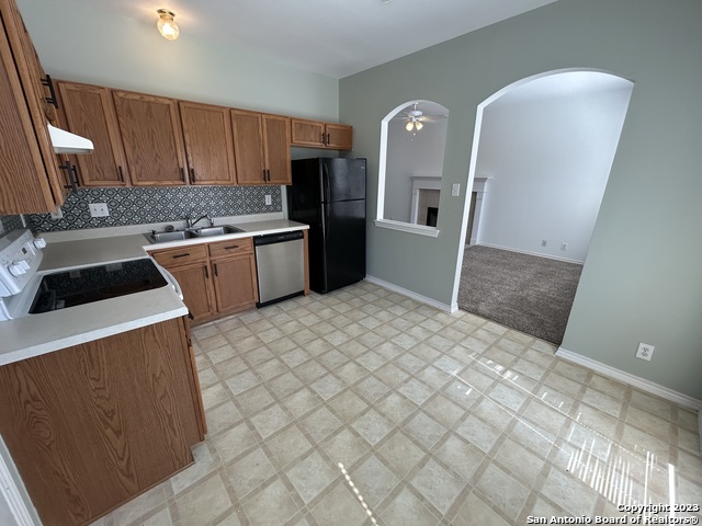 Image 8 of 26 For 166 Red Hawk Rdg