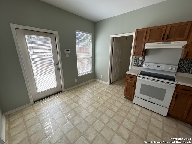 Image 9 of 26 For 166 Red Hawk Rdg