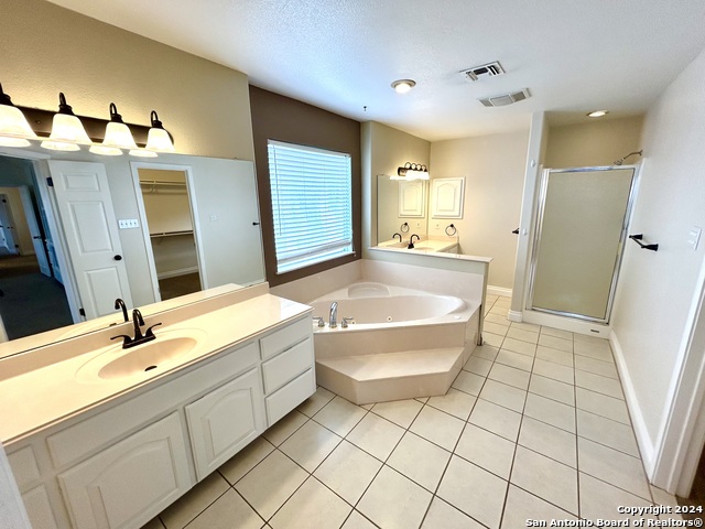 Listing photo id 25 for 215 River Bluff