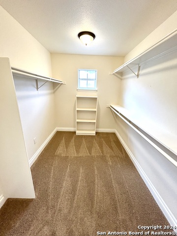 Listing photo id 28 for 215 River Bluff