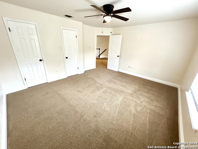 Listing photo id 31 for 215 River Bluff