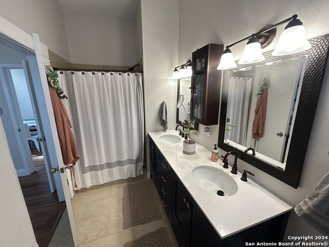 Image 16 of 28 For 628 Magnolia Ave W