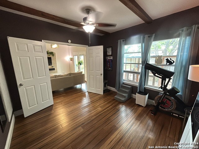 Image 9 of 28 For 628 Magnolia Ave W