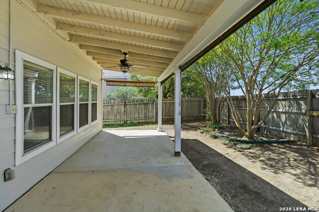 Image 25 of 26 For 21827 Goldcrest Run