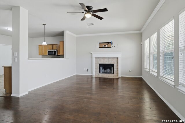 Image 8 of 26 For 21827 Goldcrest Run