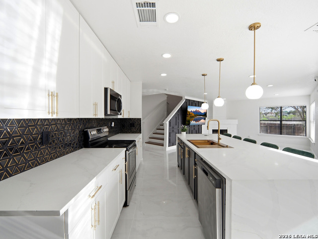 Image 10 of 42 For 7926 Encanto Vista