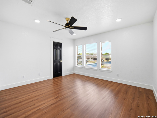 Image 23 of 42 For 7926 Encanto Vista