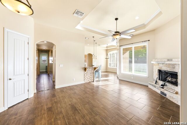 Image 11 of 62 For 104 Elise Dr S