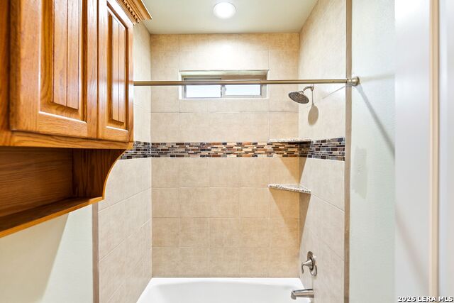 Image 41 of 62 For 104 Elise Dr S