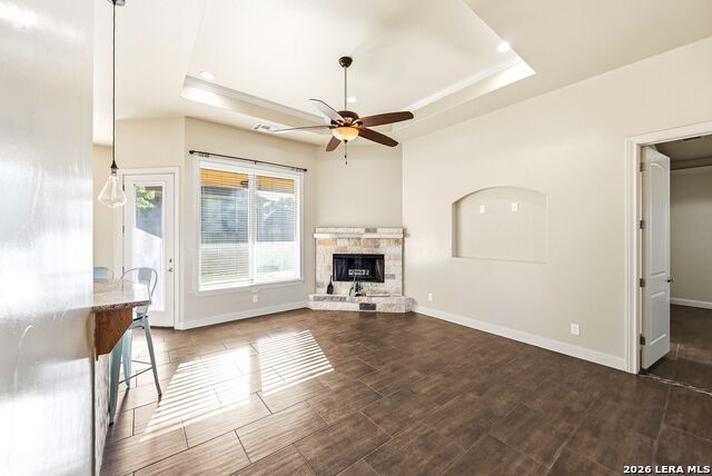 Image 9 of 62 For 104 Elise Dr S