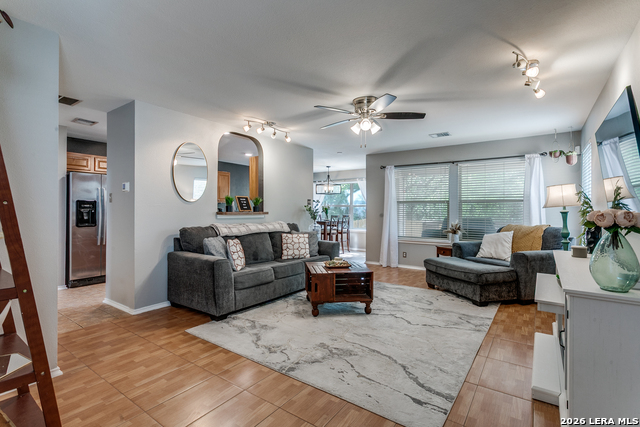 Image 6 of 25 For 10 Rainy Ave