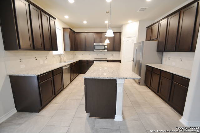 Image 9 of 20 For 21507 Arroyo Frio