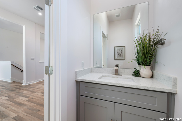 Image 18 of 31 For 120 Pierce  1