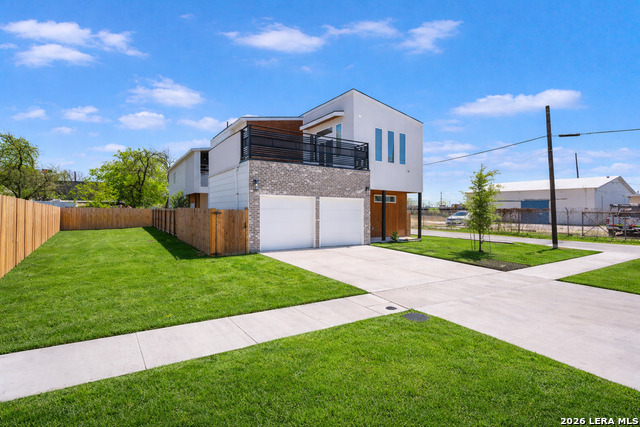 Image 2 of 31 For 120 Pierce  1