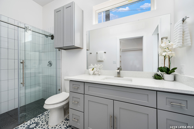 Image 23 of 31 For 120 Pierce  1