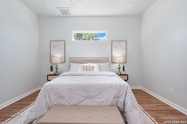 Image 16 of 30 For 511 Sharer  1