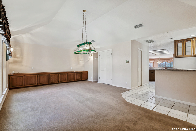 Image 14 of 30 For 2577 John Charles