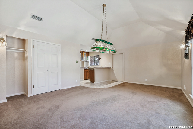 Image 15 of 30 For 2577 John Charles