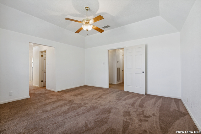 Image 17 of 30 For 2577 John Charles