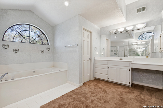 Image 19 of 30 For 2577 John Charles