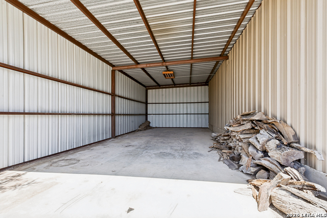 Image 28 of 30 For 2577 John Charles