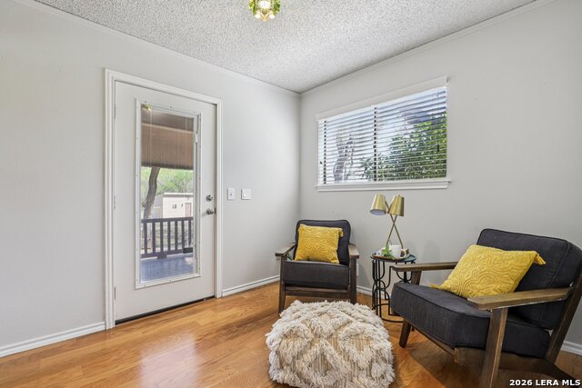 Image 25 of 51 For 11810 Thoroughbred