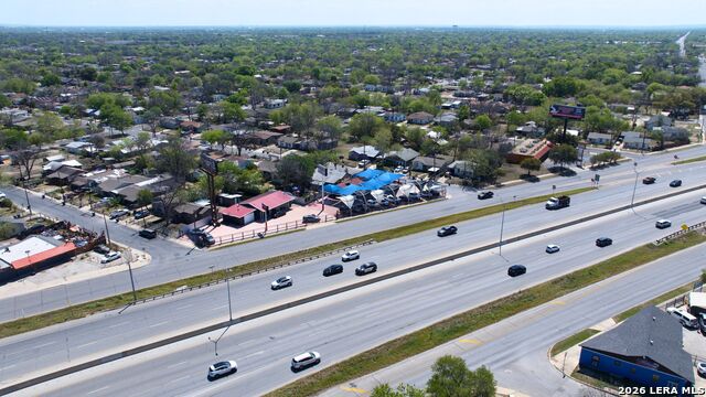 Image 12 of 19 For 738 Harlan Ave W