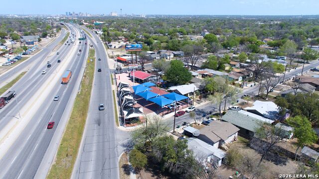 Image 9 of 19 For 738 Harlan Ave W