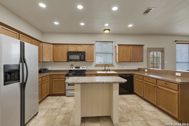 Image 11 of 28 For 3411 Zachary