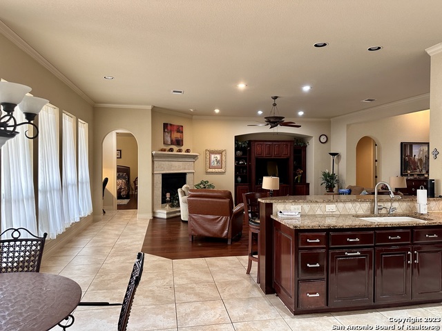 Image 12 of 30 For 402 Cameron  