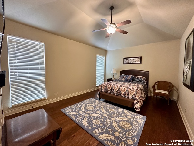 Image 22 of 30 For 402 Cameron  