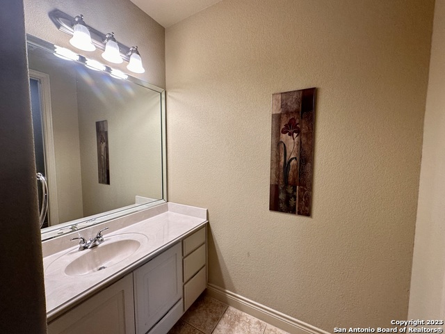 Image 27 of 30 For 402 Cameron  