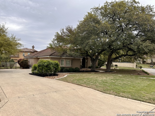 Image 3 of 30 For 402 Cameron  