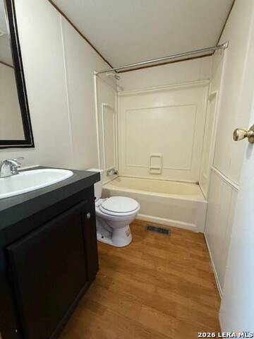 Image 6 of 6 For 263 Hickory Hill