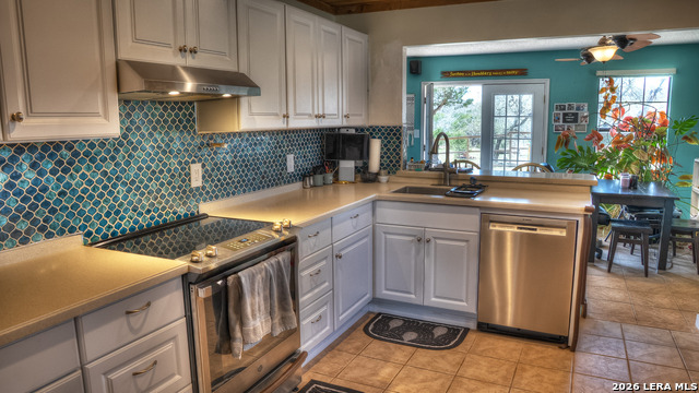 Image 19 of 41 For 22 George Hoover