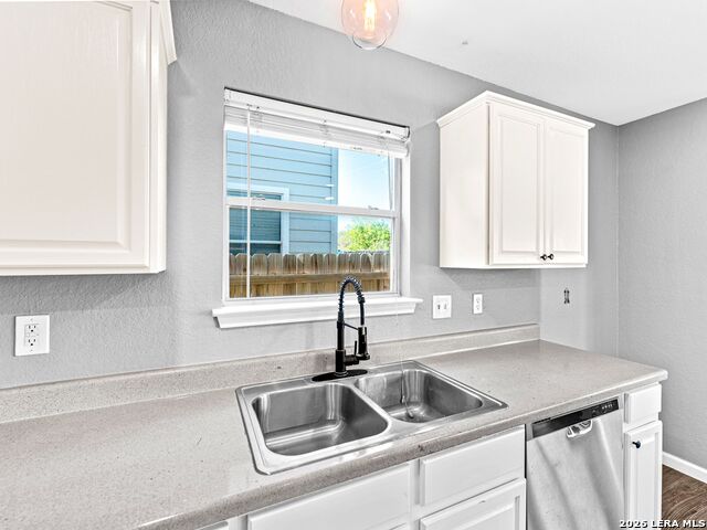 Image 13 of 39 For 15515 Flowing Spring