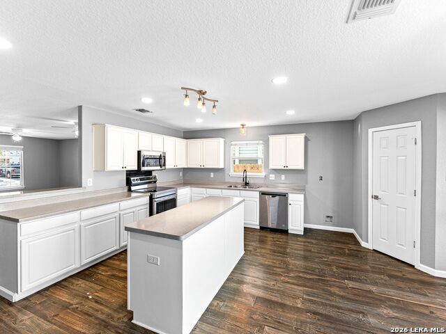 Image 6 of 39 For 15515 Flowing Spring