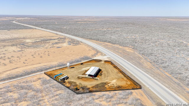 Image 25 of 32 For 16675 Highway 140