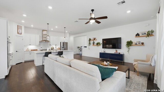 Image 5 of 46 For 2212 Quince  