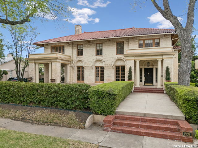 Details for 228 Mulberry Ave W, San Antonio, TX 78212