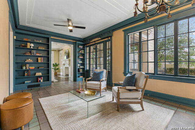 Image 15 of 57 For 228 Mulberry Ave W