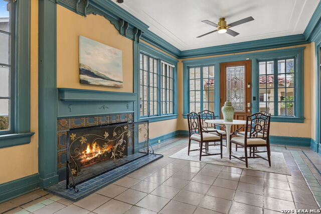 Image 16 of 57 For 228 Mulberry Ave W